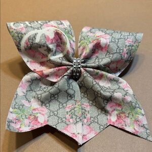 Floral Gray Bow Hair Accessory